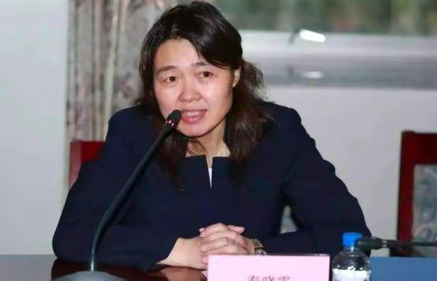 我打开钱包检查了一遍，里面很整洁。